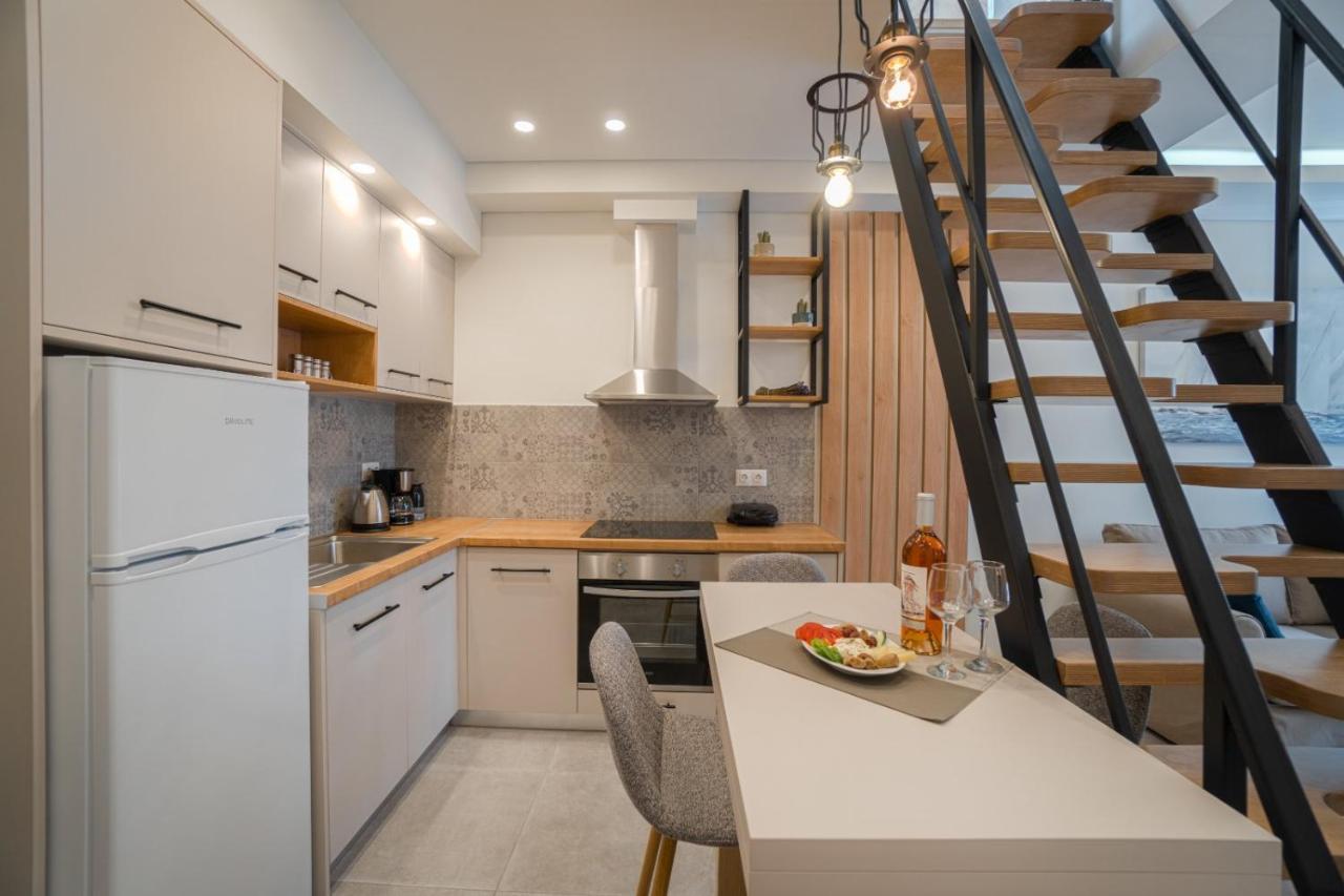 Jacuzzi Maisonette In Sfakia Center 'New 2023' Lägenhet Khóra Sfakíon Exteriör bild