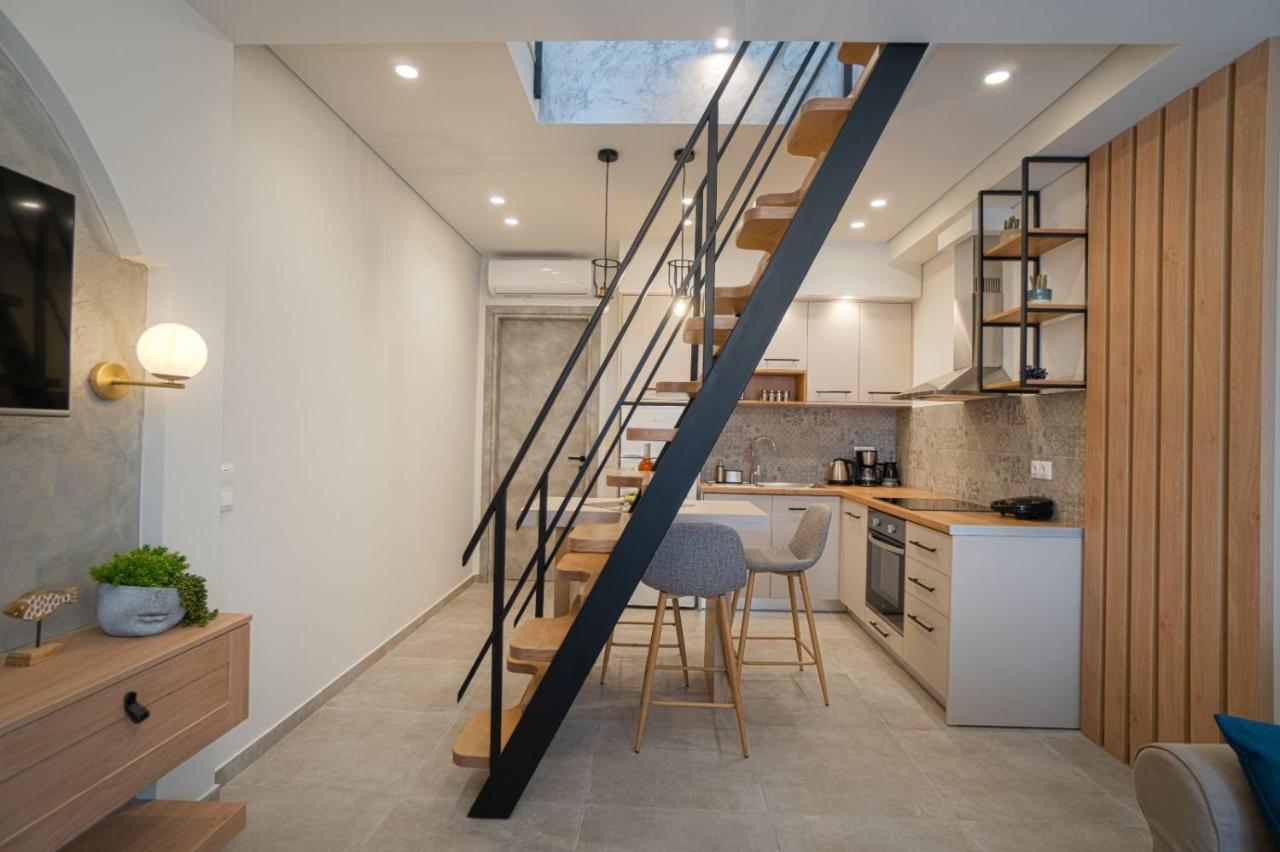 Jacuzzi Maisonette In Sfakia Center 'New 2023' Lägenhet Khóra Sfakíon Exteriör bild